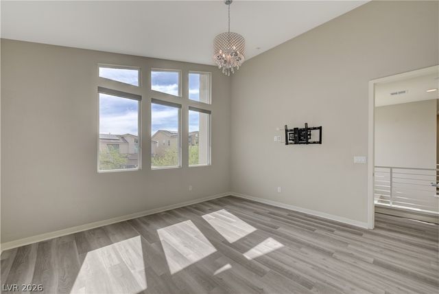 32 Vista Outlook Street, Henderson, NV 89011