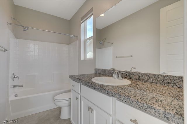 32 Vista Outlook Street, Henderson, NV 89011