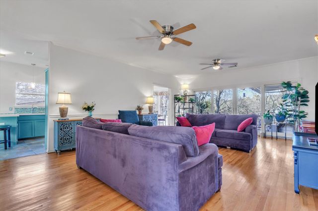 2812 Saratoga DR, Austin, TX 78733