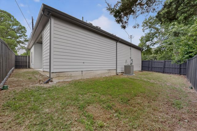 400 Kenny Drive, West Tawakoni, TX 75474
