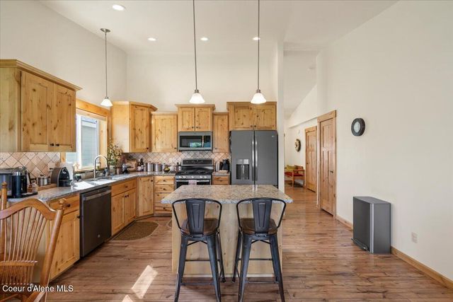7881 W Kayak CT, Rathdrum, ID 83858