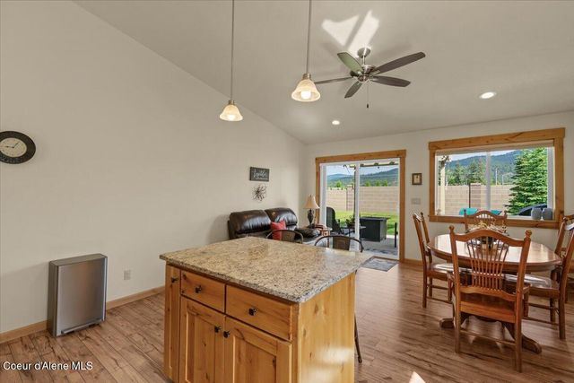 7881 W Kayak CT, Rathdrum, ID 83858