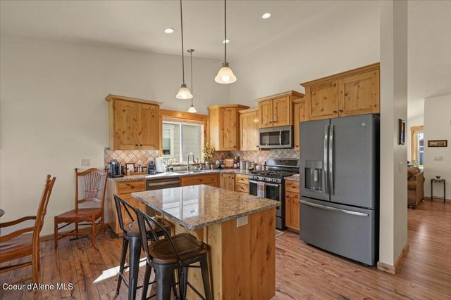 7881 W Kayak CT, Rathdrum, ID 83858
