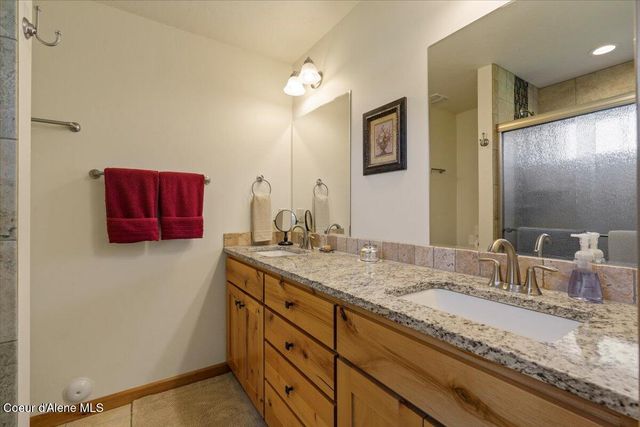7881 W Kayak CT, Rathdrum, ID 83858