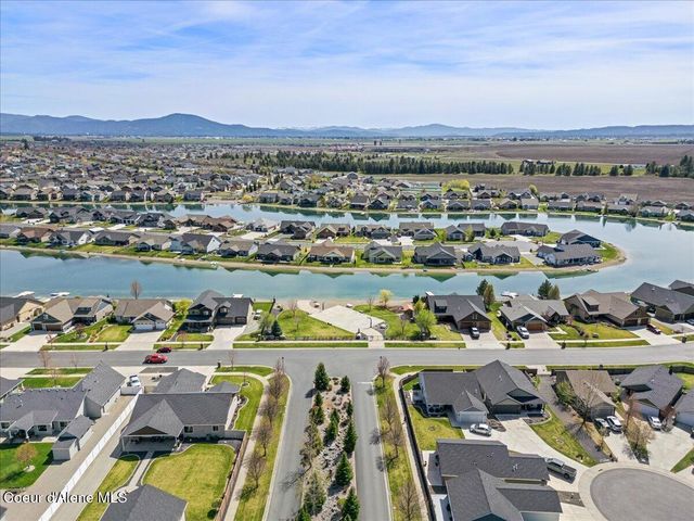 7881 W Kayak CT, Rathdrum, ID 83858