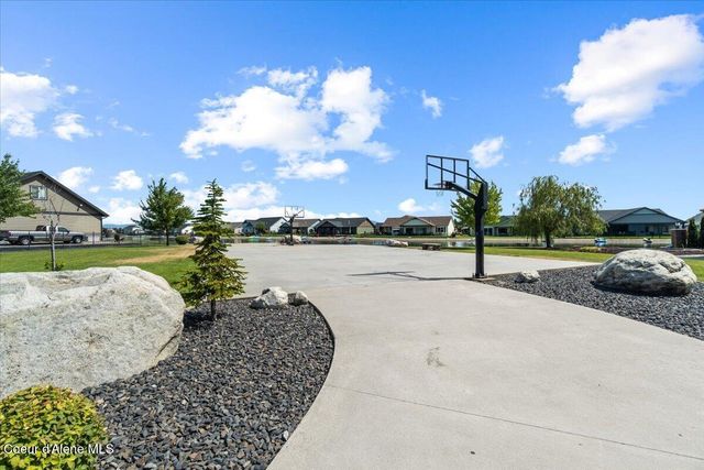 7881 W Kayak CT, Rathdrum, ID 83858