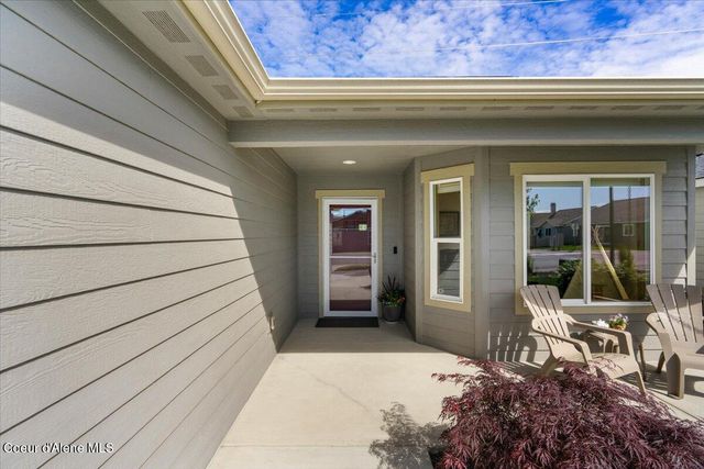 7881 W Kayak CT, Rathdrum, ID 83858