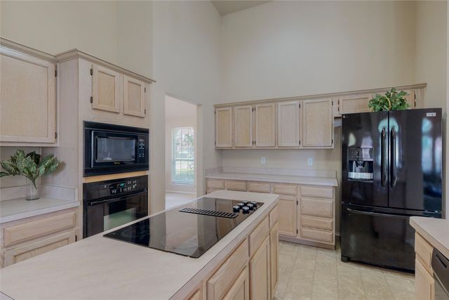 219 Sandy Creek Place, Desoto, TX 75115