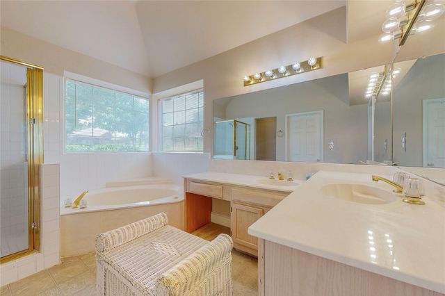 219 Sandy Creek Place, Desoto, TX 75115
