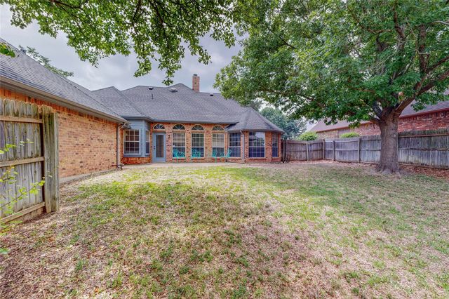 219 Sandy Creek Place, Desoto, TX 75115