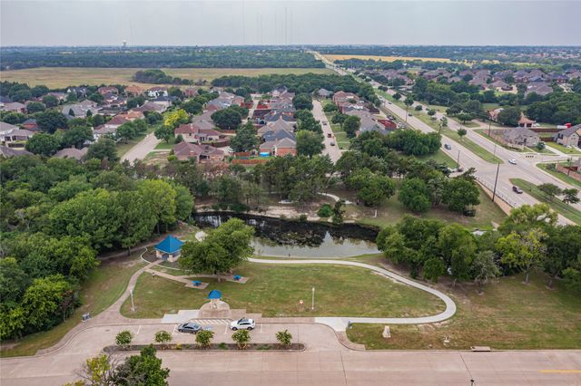 219 Sandy Creek Place, Desoto, TX 75115