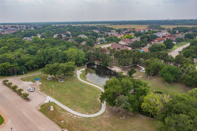 219 Sandy Creek Place, Desoto, TX 75115