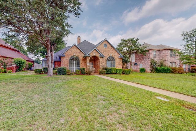 219 Sandy Creek Place, Desoto, TX 75115