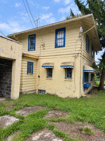 1606 Avenue A, Flint, MI 48503