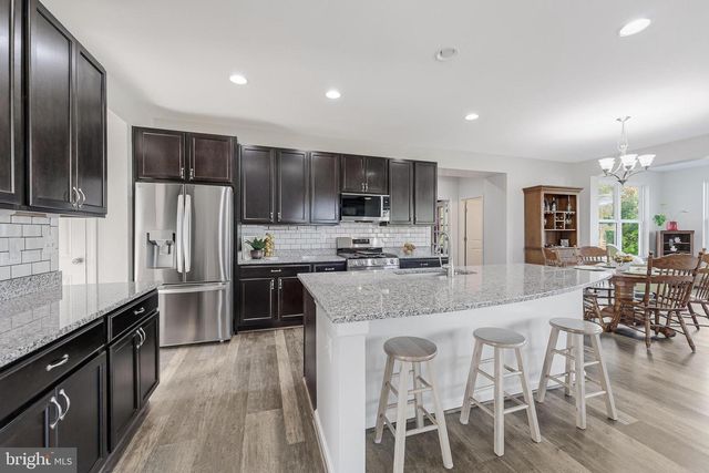 12080 SUNFLOWER FIELD PL, Lovettsville, VA 20180
