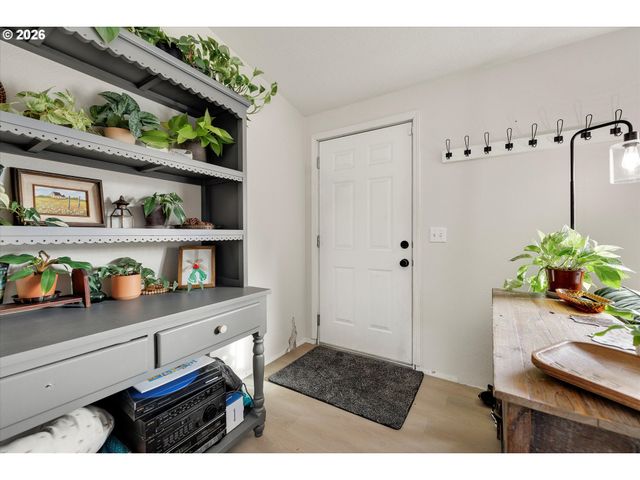 1247 BOARDWALK Ave, Molalla, OR 97038