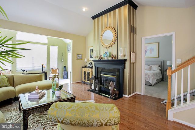 27 WESTHAMPTON WAY, Lansdale, PA 19446