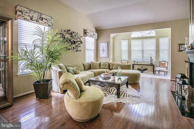 27 WESTHAMPTON WAY, Lansdale, PA 19446