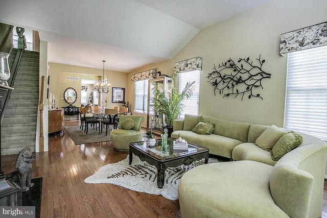27 WESTHAMPTON WAY, Lansdale, PA 19446