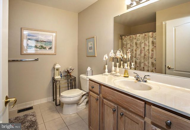 27 WESTHAMPTON WAY, Lansdale, PA 19446