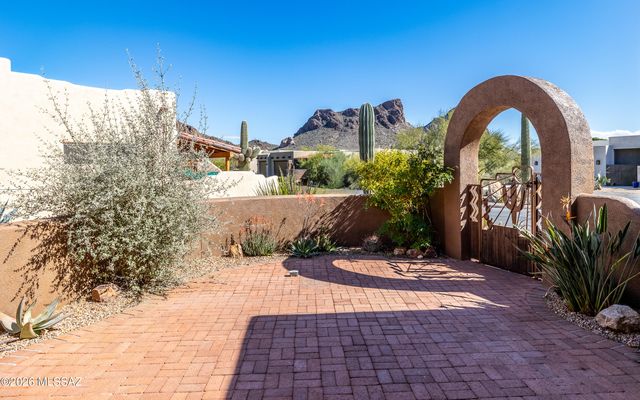 5550 W Open R Place, Tucson, AZ 85713