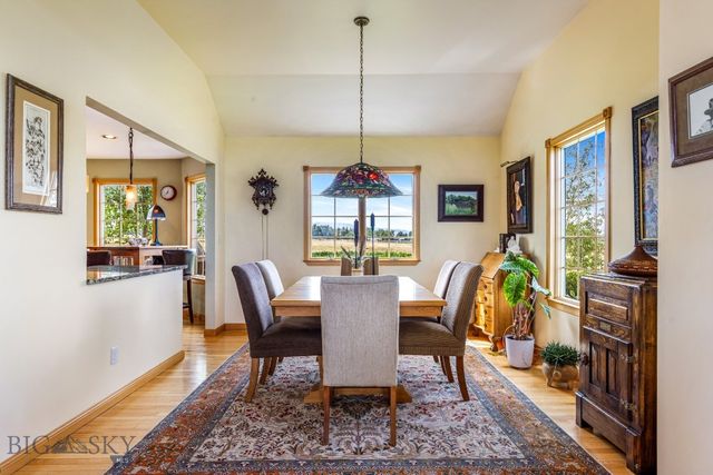 11400 Gooch Hill Road, Gallatin Gateway, MT 59730