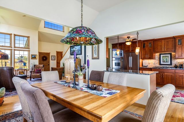 11400 Gooch Hill Road, Gallatin Gateway, MT 59730