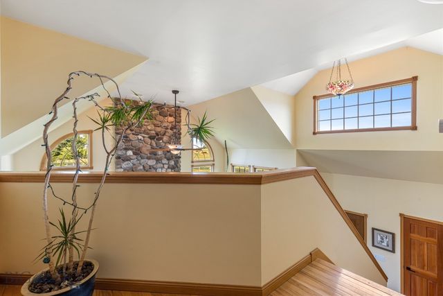 11400 Gooch Hill Road, Gallatin Gateway, MT 59730