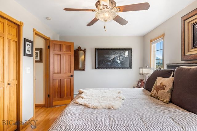 11400 Gooch Hill Road, Gallatin Gateway, MT 59730