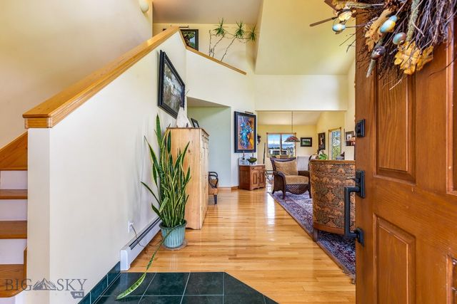 11400 Gooch Hill Road, Gallatin Gateway, MT 59730