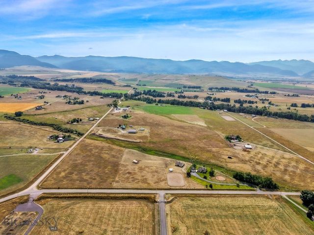 11400 Gooch Hill Road, Gallatin Gateway, MT 59730