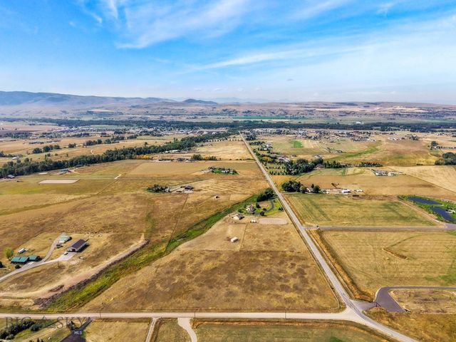 11400 Gooch Hill Road, Gallatin Gateway, MT 59730