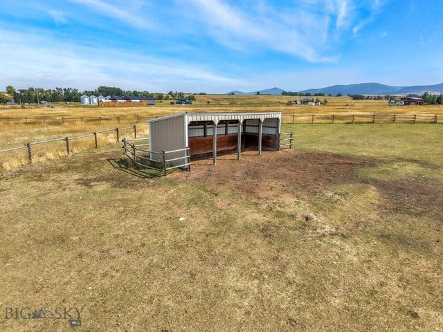 11400 Gooch Hill Road, Gallatin Gateway, MT 59730