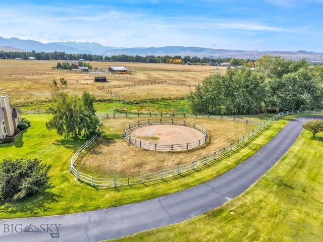11400 Gooch Hill Road, Gallatin Gateway, MT 59730