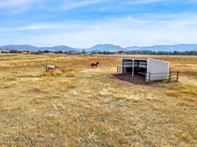 11400 Gooch Hill Road, Gallatin Gateway, MT 59730