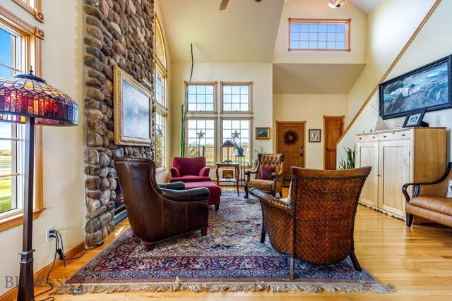 11400 Gooch Hill Road, Gallatin Gateway, MT 59730