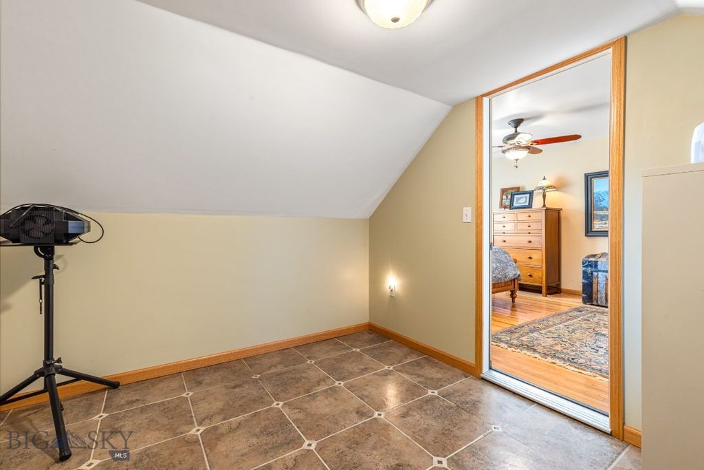 11400 Gooch Hill Road, Gallatin Gateway, MT 59730 photo 38