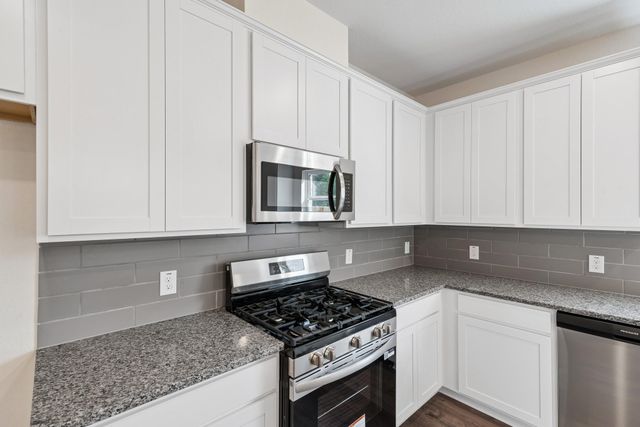 9722 Enclave Ridge Road, Willis, TX 77318