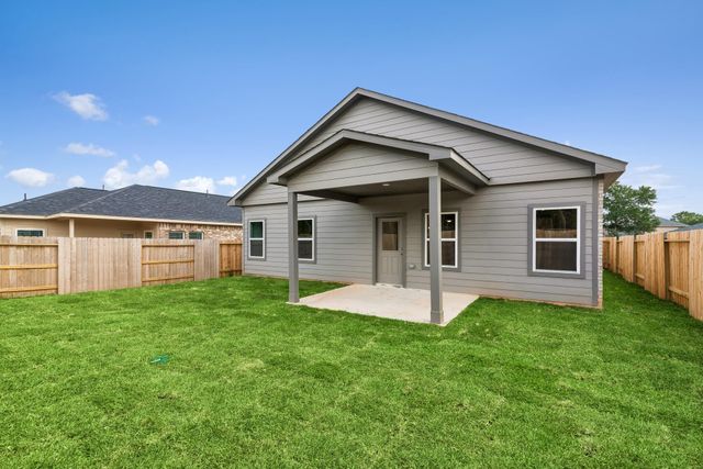 9722 Enclave Ridge Road, Willis, TX 77318