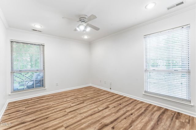 1006 Kingswood Drive J, Chapel Hill, NC 27517