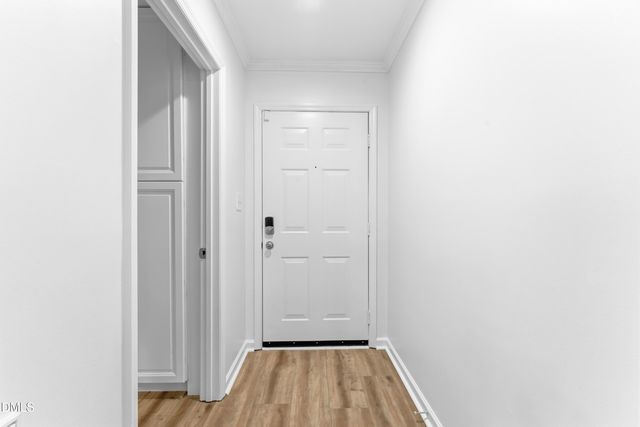 1006 Kingswood Drive J, Chapel Hill, NC 27517