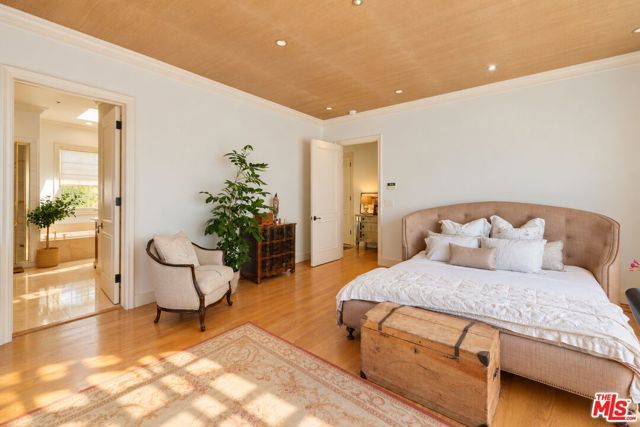 9835 Portola Drive, Los Angeles, CA 90210
