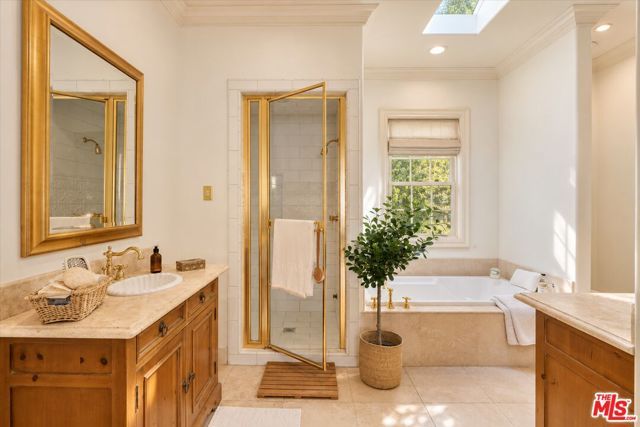 9835 Portola Drive, Los Angeles, CA 90210