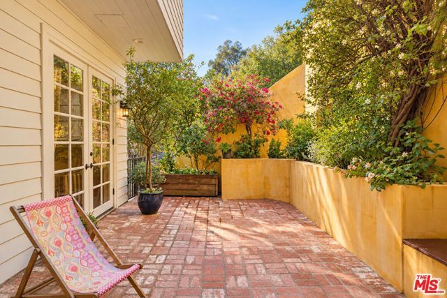 9835 Portola Drive, Los Angeles, CA 90210