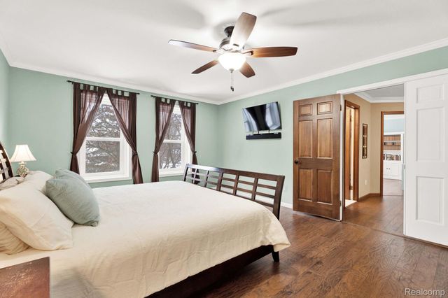 26192 Hidden Valley Drive, Farmington Hills, MI 48331