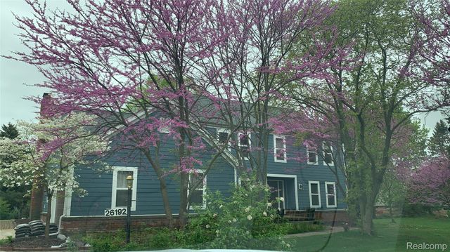 26192 Hidden Valley Drive, Farmington Hills, MI 48331