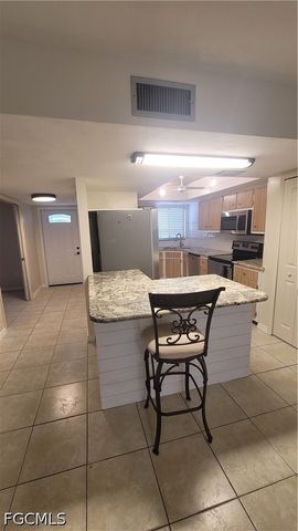 1202 Cape Coral PKWY W 107, Cape Coral, FL 33914