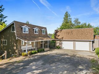 1812 5th Street SE, Puyallup, WA 98372