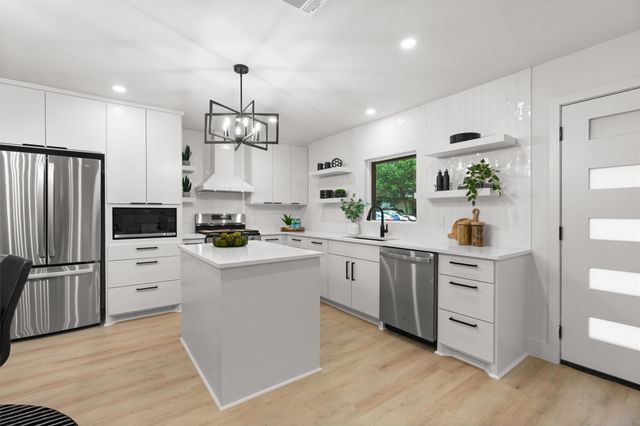 903 Cardiff DR, Austin, TX 78745