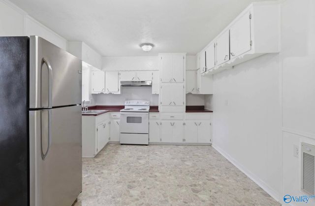 15902 Alabama Highway 168, Albertville, AL 35951